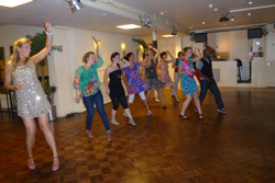 Workshop salsa op vrijgezellenfeest